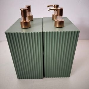 Soap Lotion Sanitizer Dispensers 2 Count Green Spring Bathroom Home Decor